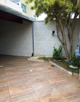 Imagem Sobrado com 3 Quartos à Venda, 105 m² em Santa Regina - Camboriú Imagem Sobrado com 3 Quartos à Venda, 105 m² em Santa Regina - Camboriú