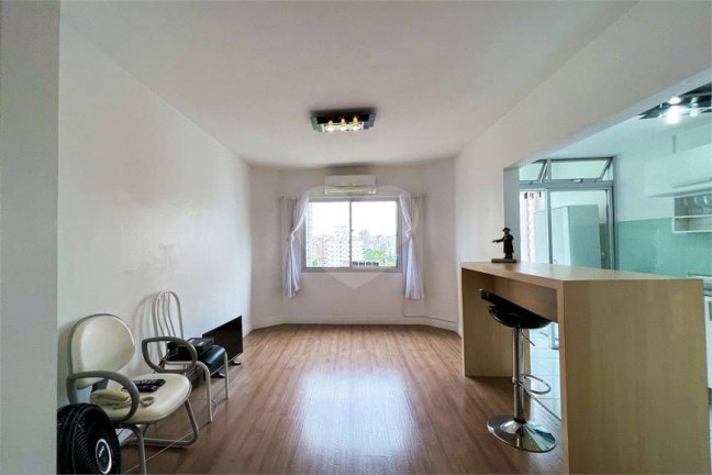 Apartamento com 2 Quartos à Venda, 70 m² em Moema - São Paulo