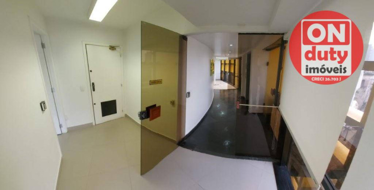 Sala Comercial à Venda ou Locação, 389 m² em Centro - Santos