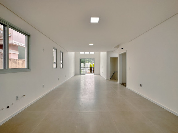 Imagem Casa com 3 Quartos à Venda, 360 m² em Pedra Branca - Palhoça Imagem Casa com 3 Quartos à Venda, 360 m² em Pedra Branca - Palhoça