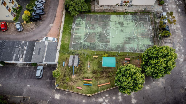 Imagem Apartamento com 4 Quartos à Venda, 74 m² em Passo Da Areia - Porto Alegre Imagem Apartamento com 4 Quartos à Venda, 74 m² em Passo Da Areia - Porto Alegre