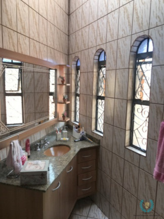 Imagem Casa com 3 Quartos à Venda, 220 m² em Centro - Mairinque Imagem Casa com 3 Quartos à Venda, 220 m² em Centro - Mairinque