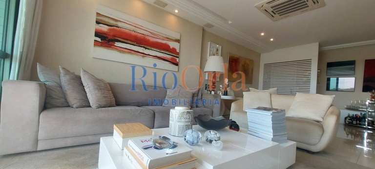 Imagem Apartamento com 4 Quartos à Venda, 168 m² em Barra Da Tijuca - Rio De Janeiro