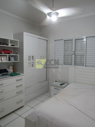 Imagem Casa com 4 Quartos à Venda, 220 m² em Jardim Santana - Hortolândia
