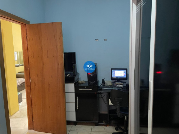 Imagem Imóvel com 2 Quartos à Venda, em Campo Grande - Rio De Janeiro Imagem Imóvel com 2 Quartos à Venda, em Campo Grande - Rio De Janeiro