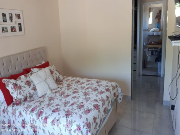 Imagem Casa com 3 Quartos à Venda, 360 m² em Saracuruna - Duque De Caxias
