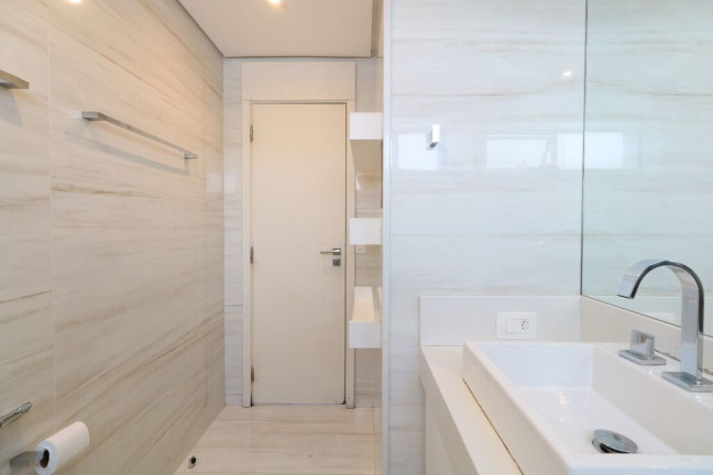 Imagem Imóvel com 4 Quartos à Venda,  em Moema - São Paulo