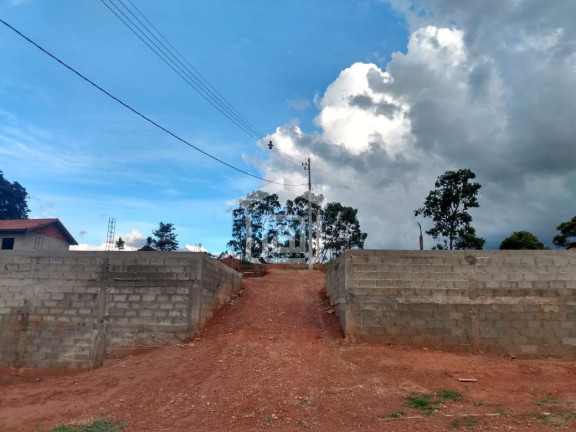 Imagem Imóvel com 1 Quarto à Venda, 720 m² em Laranjeiras De Caldas - Caldas Imagem Imóvel com 1 Quarto à Venda, 720 m² em Laranjeiras De Caldas - Caldas