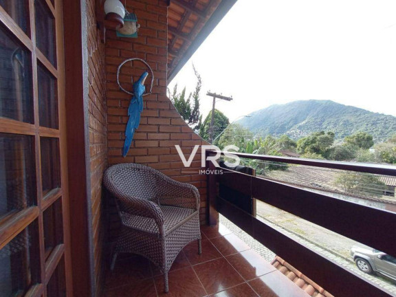 Imagem Casa com 4 Quartos à Venda, 218 m² em Granja Guarani - Teresópolis Imagem Casa com 4 Quartos à Venda, 218 m² em Granja Guarani - Teresópolis