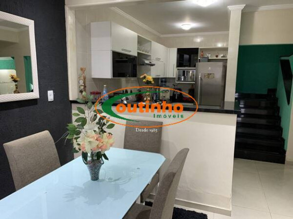 Imagem Casa com 3 Quartos à Venda, 190 m² em Maracanã - Rio De Janeiro Imagem Casa com 3 Quartos à Venda, 190 m² em Maracanã - Rio De Janeiro