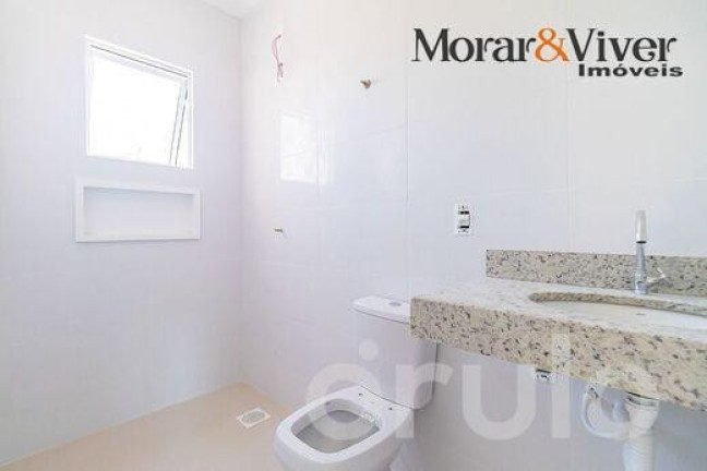 Imagem Sobrado com 3 Quartos à Venda, 102 m² em Uberaba - Curitiba Imagem Sobrado com 3 Quartos à Venda, 102 m² em Uberaba - Curitiba