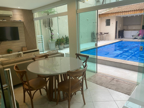 Imagem Casa com 3 Quartos à Venda, 223 m² em Embaré - Santos