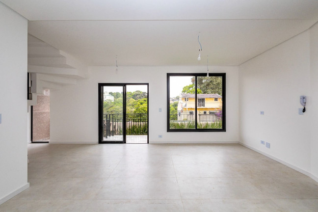 Imagem Sobrado com 3 Quartos à Venda, 190 m² em Vista Alegre - Curitiba
