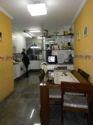 Imagem Sobrado com 3 Quartos à Venda, 286 m² em Vila Bertioga - São Paulo