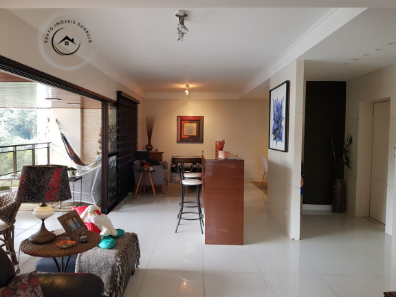 Imagem Apartamento com 3 Quartos à Venda, 198 m² Imagem Apartamento com 3 Quartos à Venda, 198 m²