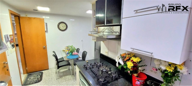 Imagem Apartamento com 4 Quartos à Venda, 160 m² em Icaraí - Niterói