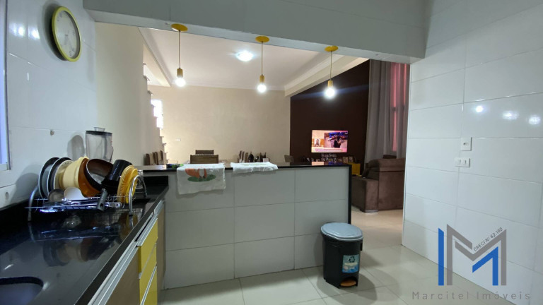 Imagem Casa com 3 Quartos à Venda, 125 m² em Vila Martins - Carapicuíba