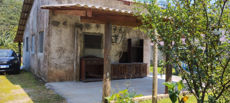 Imagem Chácara com 3 Quartos à Venda, 162 m² em Pegorelli - Caraguatatuba