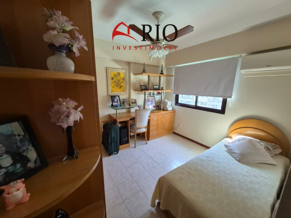 Imagem Imóvel com 4 Quartos à Venda, 142 m² em Barra Da Tijuca - Rio De Janeiro Imagem Imóvel com 4 Quartos à Venda, 142 m² em Barra Da Tijuca - Rio De Janeiro