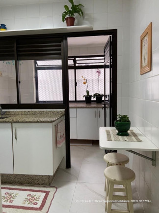 Imagem Apartamento com 3 Quartos à Venda, 109 m² em Centro - Florianópolis Imagem Apartamento com 3 Quartos à Venda, 109 m² em Centro - Florianópolis