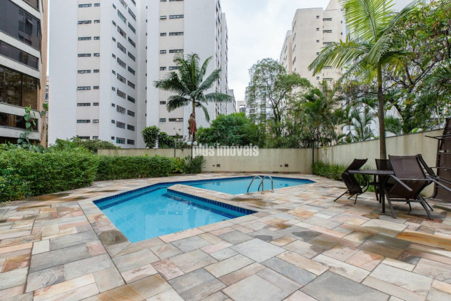 Imagem Apartamento com 4 Quartos à Venda, 220 m² em Moema - São Paulo