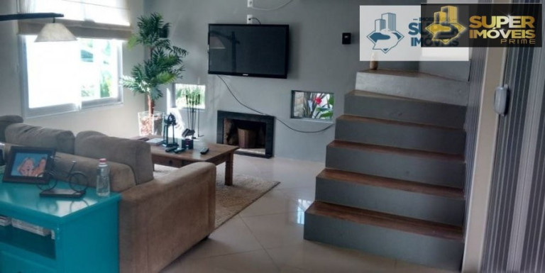 Imagem Casa com 3 Quartos à Venda, 143 m² em Laranjal - Pelotas