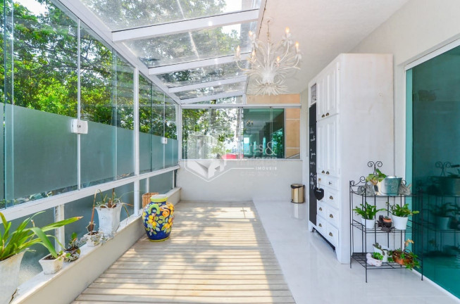 Imagem Casa com 4 Quartos à Venda, 270 m² em Brooklin - São Paulo Imagem Casa com 4 Quartos à Venda, 270 m² em Brooklin - São Paulo
