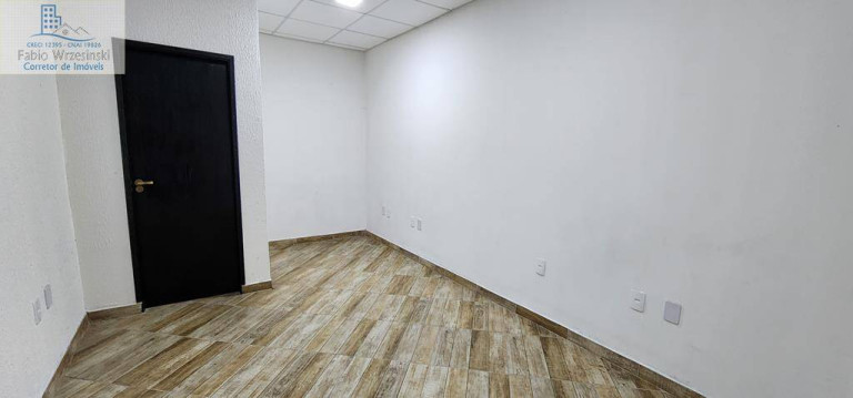 Imagem Sala Comercial para Alugar, 16 m² em Anita Garibaldi - Joinville Imagem Sala Comercial para Alugar, 16 m² em Anita Garibaldi - Joinville