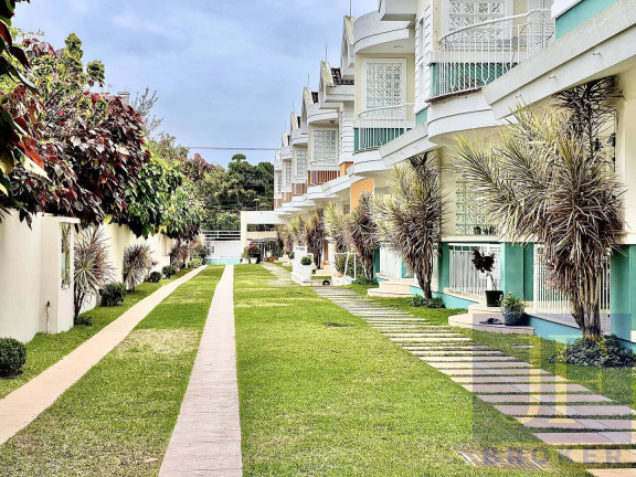 Imagem Casa com 4 Quartos para Temporada, 220 m² em Canasvieiras - Florianópolis Imagem Casa com 4 Quartos para Temporada, 220 m² em Canasvieiras - Florianópolis