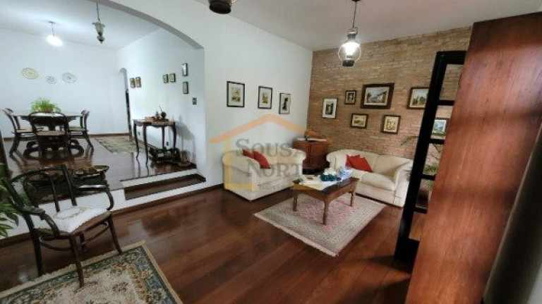 Imagem Casa com 3 Quartos à Venda, 495 m² em Vila Rosália - Guarulhos Imagem Casa com 3 Quartos à Venda, 495 m² em Vila Rosália - Guarulhos