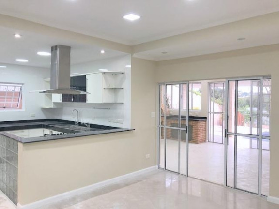 Imagem Casa com 4 Quartos à Venda, 355 m² em Golf Village - Carapicuíba Imagem Casa com 4 Quartos à Venda, 355 m² em Golf Village - Carapicuíba