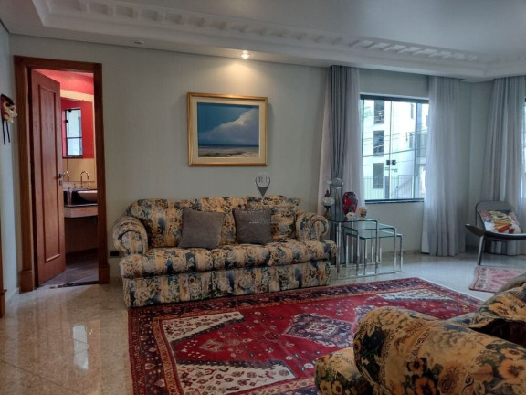 Imagem Casa com 3 Quartos à Venda, em Boa Vista - Curitiba Imagem Casa com 3 Quartos à Venda, em Boa Vista - Curitiba