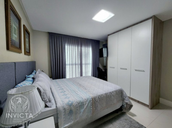 Imagem Apartamento com 3 Quartos à Venda, 200 m² em Centro - Balneário Camboriú
