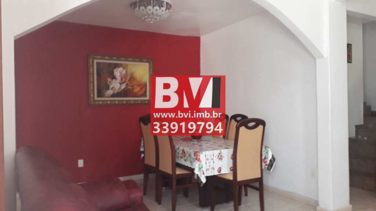 Imagem Casa com 5 Quartos à Venda, 210 m² em Vila Kosmos - Rio De Janeiro