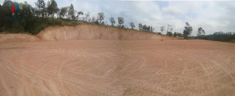 Imóvel Comercial à Venda, 10.000 m² em Centro - Alumínio