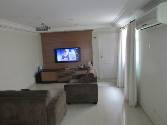 Casa com 3 Quartos à Venda, 206 m² em Marapé - Santos