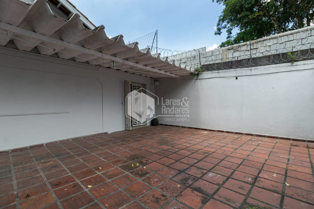 Imagem Casa com 1 Quarto à Venda, 190 m² em Vila Nova Conceição - São Paulo Imagem Casa com 1 Quarto à Venda, 190 m² em Vila Nova Conceição - São Paulo