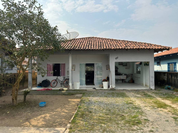 Imagem Casa com 3 Quartos à Venda, 100 m² em Salinas - Balneário Barra Do Sul Imagem Casa com 3 Quartos à Venda, 100 m² em Salinas - Balneário Barra Do Sul