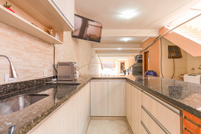 Imagem Casa com 3 Quartos à Venda, 243 m² em Umuarama - Osasco Imagem Casa com 3 Quartos à Venda, 243 m² em Umuarama - Osasco