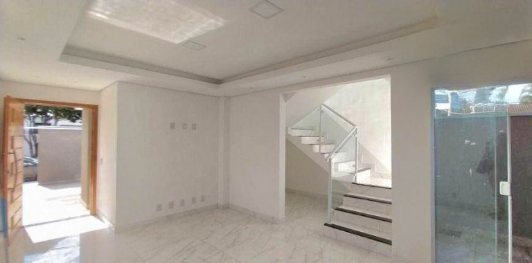 Imagem Sobrado com 3 Quartos à Venda, 132 m² em Santana - Pindamonhangaba Imagem Sobrado com 3 Quartos à Venda, 132 m² em Santana - Pindamonhangaba