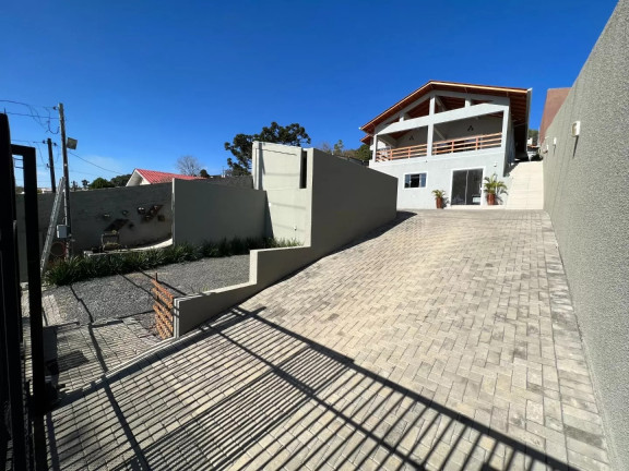 Imagem Casa com 3 Quartos à Venda, 250 m² em Uvaranas - Ponta Grossa Imagem Casa com 3 Quartos à Venda, 250 m² em Uvaranas - Ponta Grossa