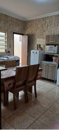 Imagem Imóvel com 3 Quartos à Venda, 114 m² em Maracanã - Praia Grande Imagem Imóvel com 3 Quartos à Venda, 114 m² em Maracanã - Praia Grande