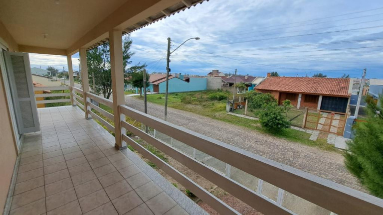 Imagem Sobrado com 5 Quartos à Venda, 200 m² em Atlântida Sul - Capao Da Canoa Imagem Sobrado com 5 Quartos à Venda, 200 m² em Atlântida Sul - Capao Da Canoa