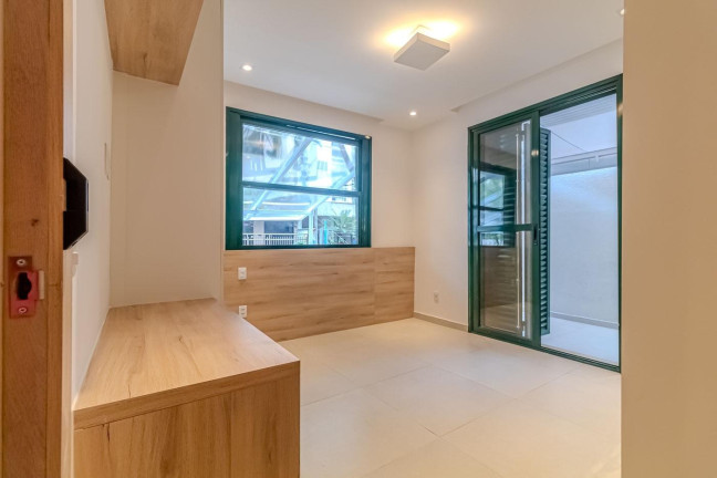 Imagem Apartamento com 1 Quarto à Venda, 38 m² em Copacabana - Rio De Janeiro