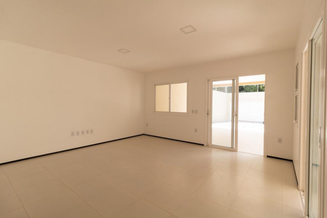 Imagem Casa com 3 Quartos à Venda, 245 m² em Edson Queiroz - Fortaleza