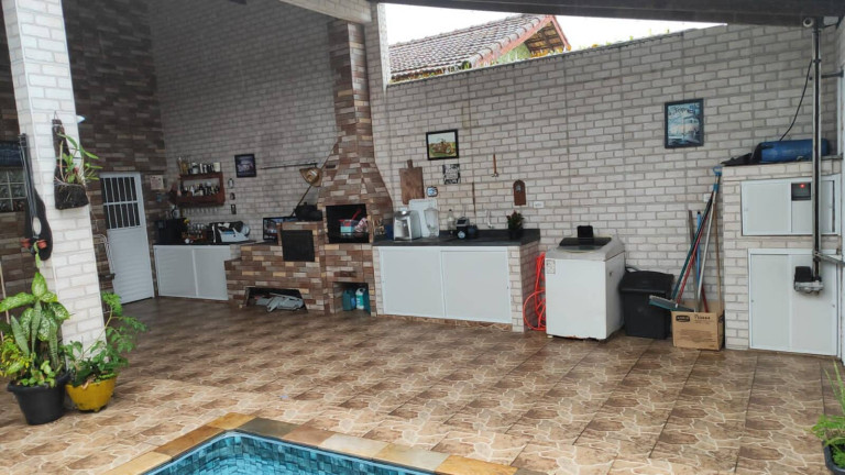 Imagem Casa com 2 Quartos à Venda, 260 m² em Mirim - Praia Grande Imagem Casa com 2 Quartos à Venda, 260 m² em Mirim - Praia Grande