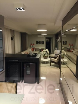 Imagem Apartamento com 3 Quartos à Venda, 136 m² em Centro - Balneário Camboriú Imagem Apartamento com 3 Quartos à Venda, 136 m² em Centro - Balneário Camboriú