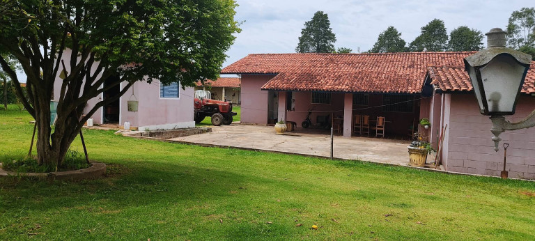 Imagem Chácara com 3 Quartos à Venda, 774 m² em Zona Rural - Alambari Imagem Chácara com 3 Quartos à Venda, 774 m² em Zona Rural - Alambari