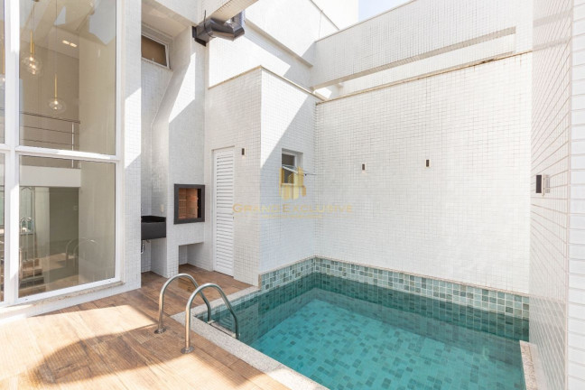 Imagem Cobertura com 3 Quartos à Venda, 242 m² em Centro - Balneário Camboriú