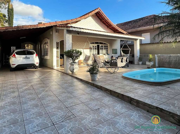 Casa com 3 Quartos à Venda, 131 m² em Vila Diva - Carapicuíba